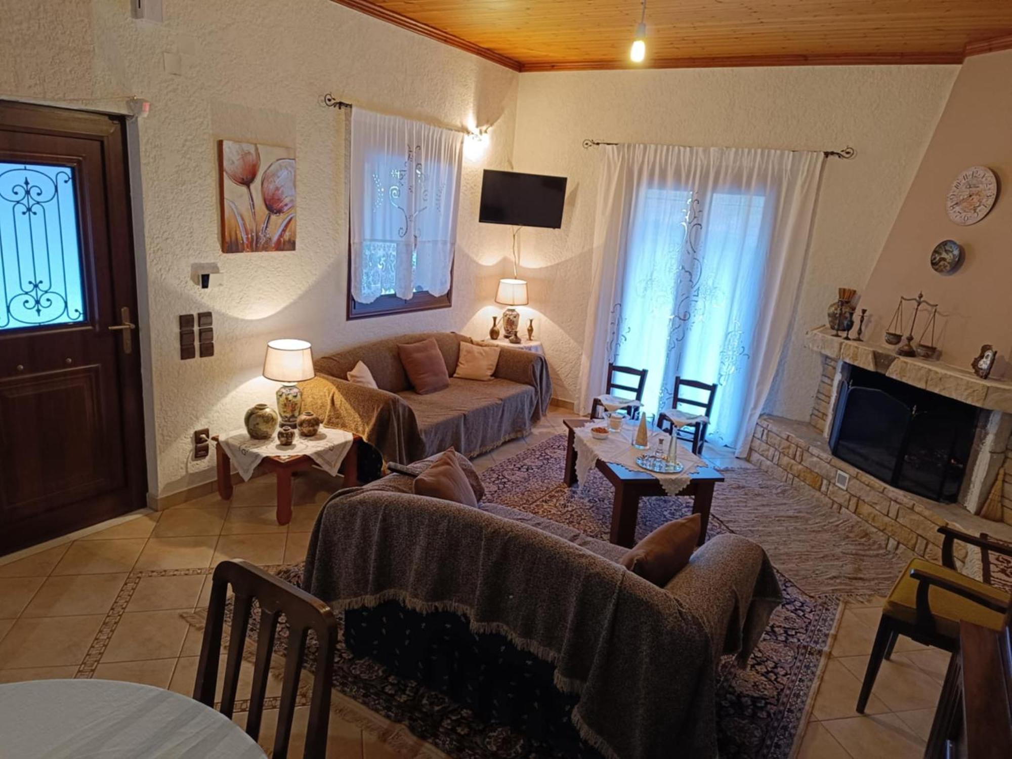 Maria House * Plataniotissa